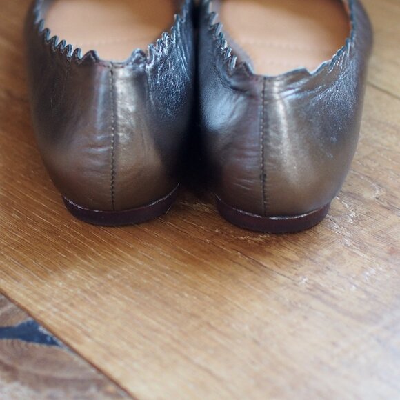 Me Too | 100% Leather Flats - Picture 6 of 7